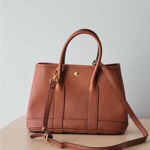 Chic Brown Crossbody Bag with Adjustable Strap